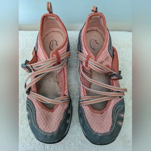 Chaco women's water shoes, size 10